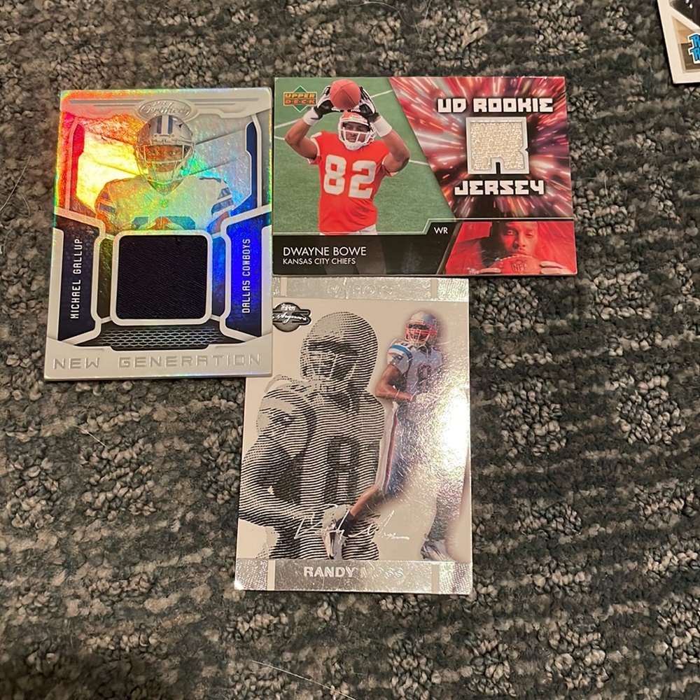 Football cards - Picture 3 of 6